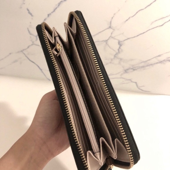 Kate Spade Cameron Large Continental Wallet - Picture 2 of 3